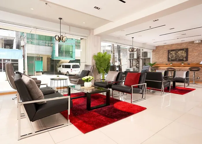 Rianne And Suites Hotell 3*